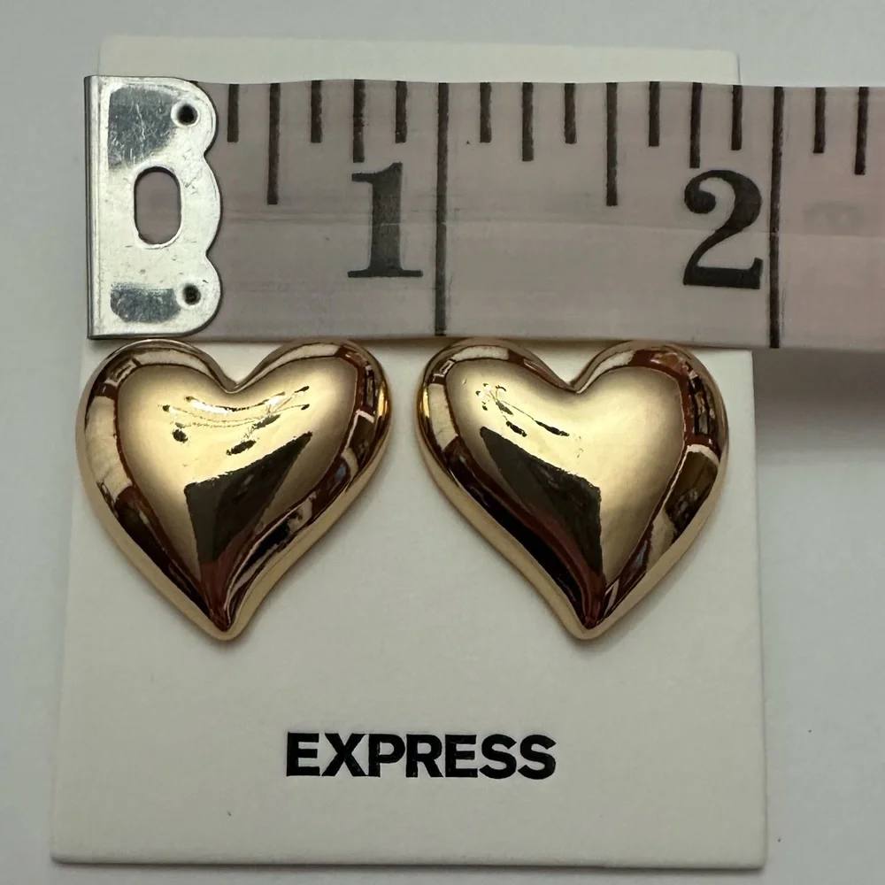 Express Heart Statement Stud Earrings in Shiny Gold - Picture 9 of 15